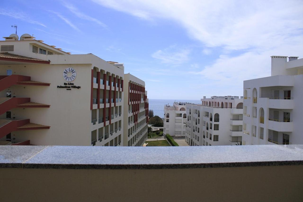 Armacao De Pera Brightness With Pool By Homing Apartment Exterior photo
